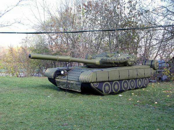 玉州陆地军事假目标坦克